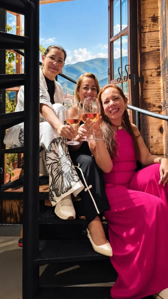 Alessandra Nery, Áurea Barros e Laura Lima lançam movimento de valorização da cultura do vinho