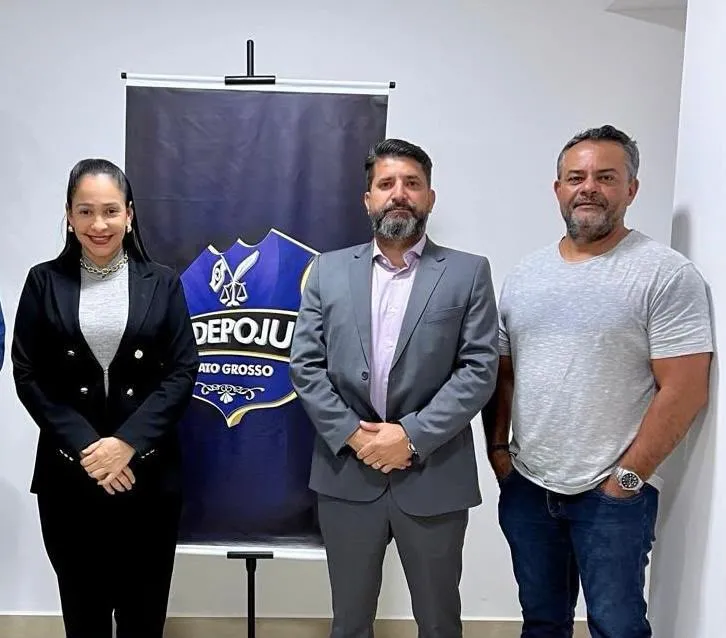Diretoria executiva do Sindepojuc e o consultor Jurídico Fabiano Zanardo