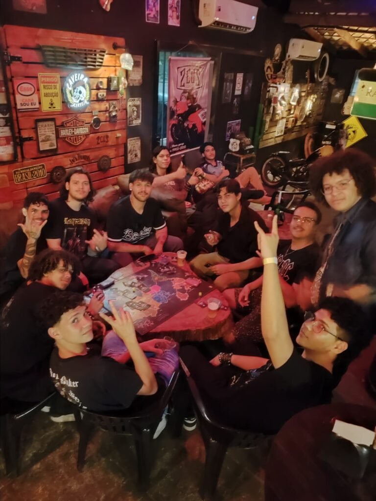 bf7950ed-cafa-4766-8b4e-9a9412407894-768x1024 Caveira Bar celebra 1 ano movimentando a cena do rock em Cuiabá; veja programação
