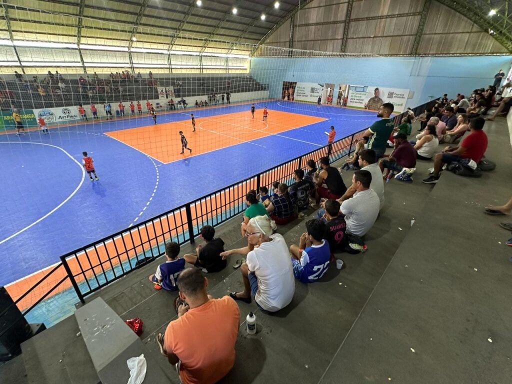 0a93d0b1-194e-4e30-bb13-2789b2d46019-1024x768 Campeonato Esporte para Todos realiza intermunicipal de Futsal em Araputanga
