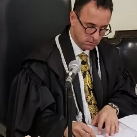 juiz-joao-carlos-de-souza-correa-1747236138813_v2_450x450.jpg