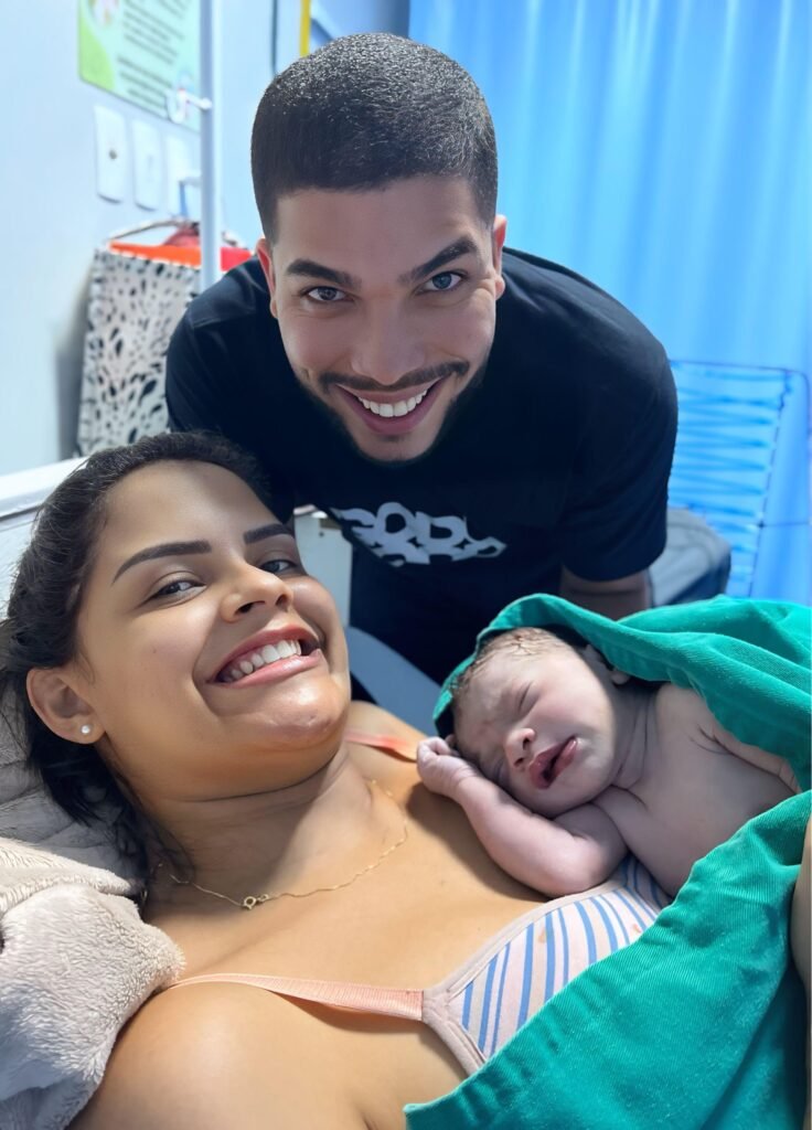BABY-736x1024 Casal cristão vive realização da paternidade após uma vida de entrega a Deus