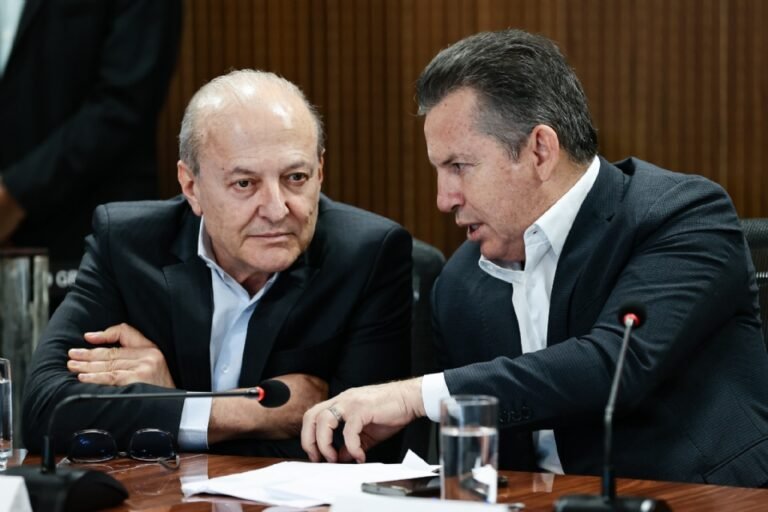 MAURO E PIVETA
