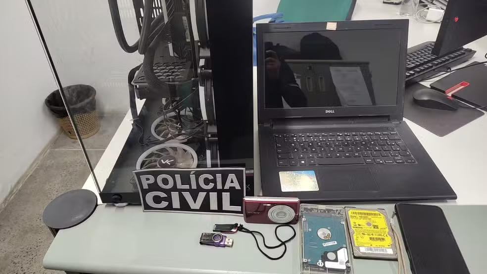 image-24 Universitário é preso no Ceará com mais de 40 mil imagens íntimas usadas para extorsão e venda online