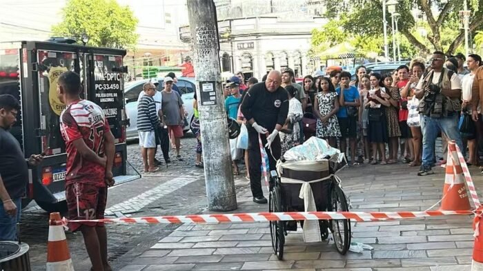 morto-cadeira-rodas
