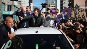 2025-08-27T183921Z_606691966_RC2UFGA7XVBR_RTRMADP_3_ARGENTINA-POLITICS-MILEI-e1756320246239