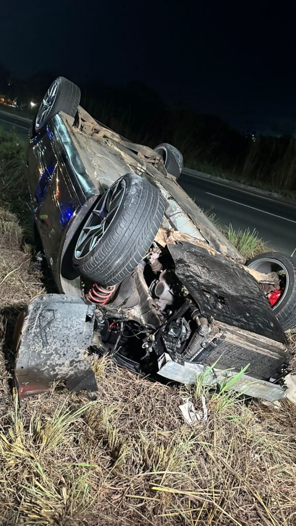 WhatsApp-Image-2025-08-08-at-01.27.45-1-576x1024 Acidente com capotamento em Cuiabá pode ter sido causado por racha