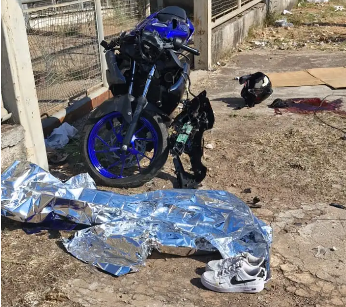 image-335 Acidente fatal: motociclista perde o controle e colide com portão