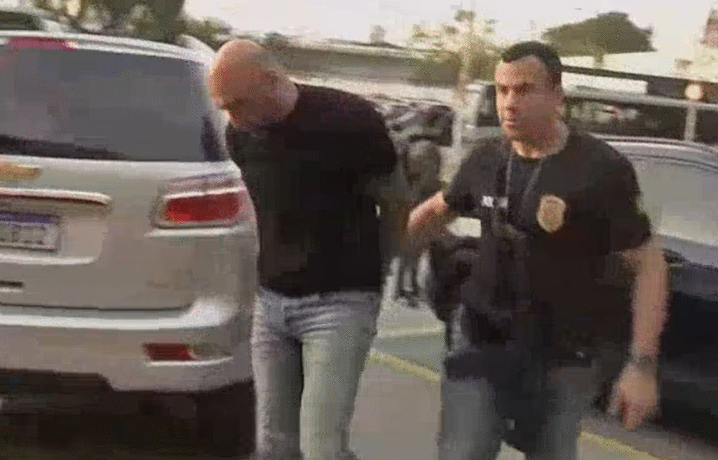 image-429-1024x657 Líder do PCC é preso com carros de luxo avaliados em R$ 3 milhões; veja vídeo