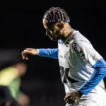 neymar_santos_juventude_aquecimento_brasileirao-e1754348746668