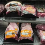 D_NQ_NP_963946-MLB76611229184_062024-O-expositor-de-picanha-carne-pecas-embaladas-vacuo-bandeja