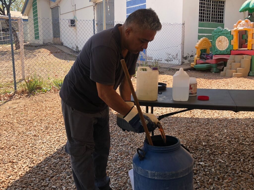 image-1024x768 Oficina de sabão transforma óleo de cozinha usado em economia doméstica