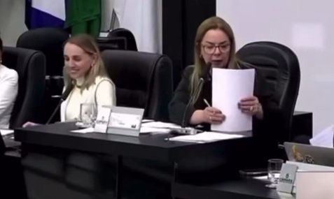 Captura de tela_1-11-2025_85827_www.instagram.com