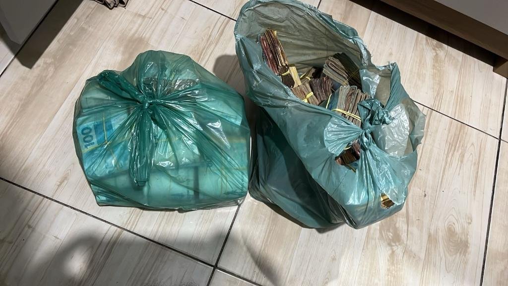 WhatsApp Image 2025-11-13 at 05.42.18 (1)