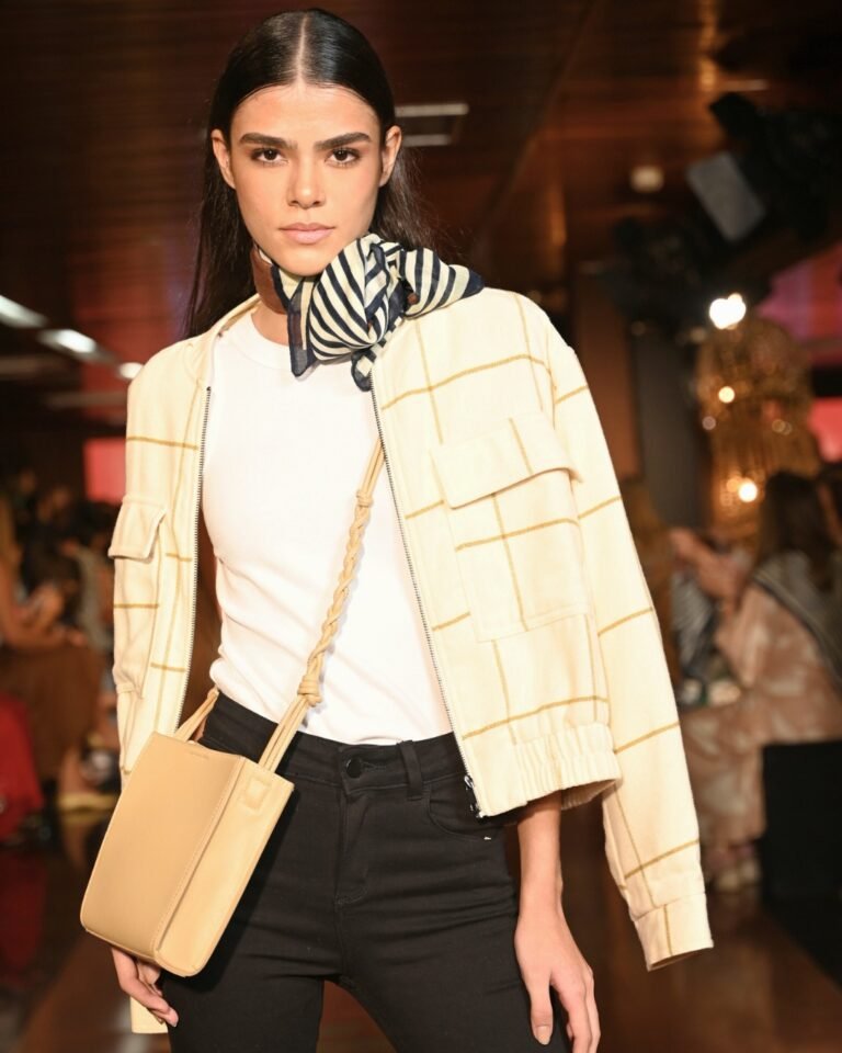 c9cb11f6-9e55-4557-bdde-35c3f48e6957