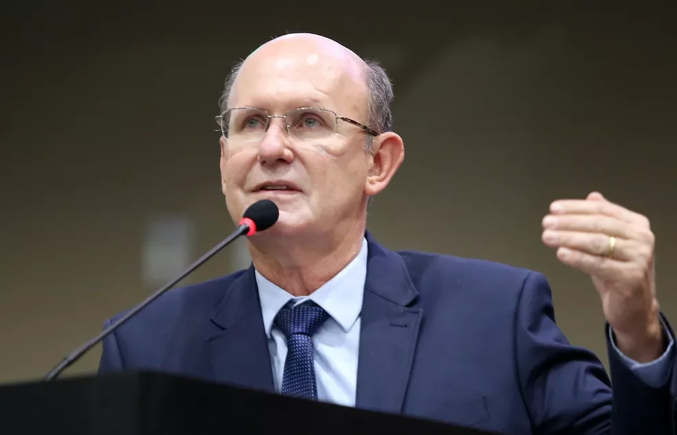 image-196 Frozen salarial: Avallone confirma que governo não discutirá recomposição