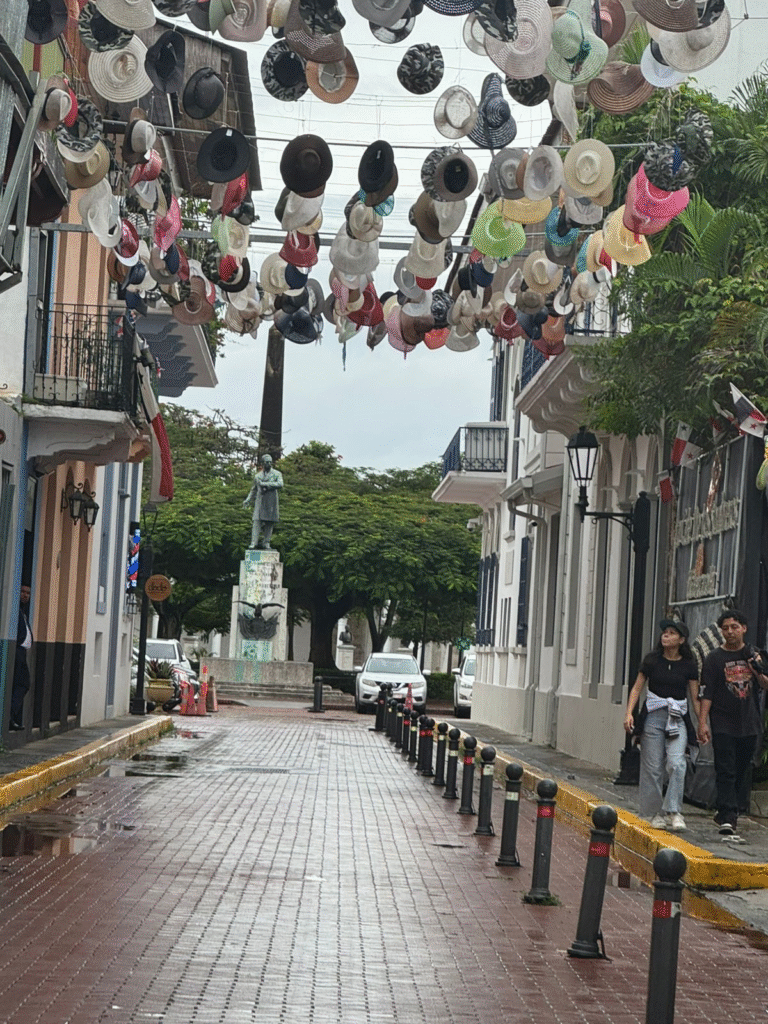 image-292-768x1024 Panamá Além do Canal: Sabores, Taças e Descobertas