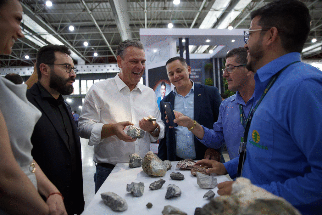 image-350-1024x683 Fávaro destaca na Expominério que agricultura e mineração são indissociáveis para o futuro do Brasil