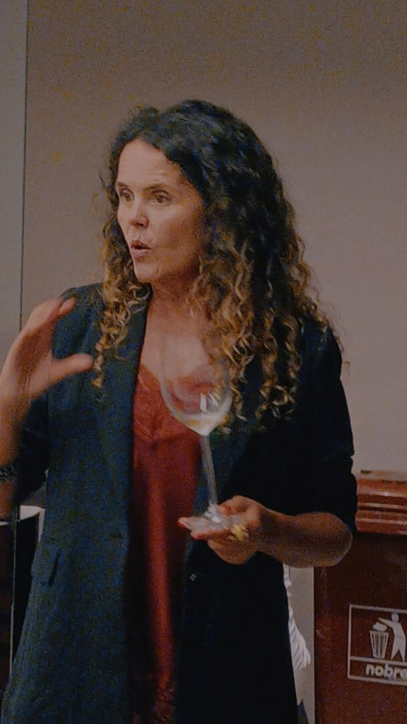 image-6-576x1024 Uma Noite Espanhola Inesquecível com Mar Moreno