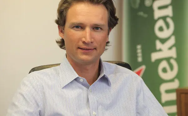 heineken-ceo-van-den-brink-600x370.jpg