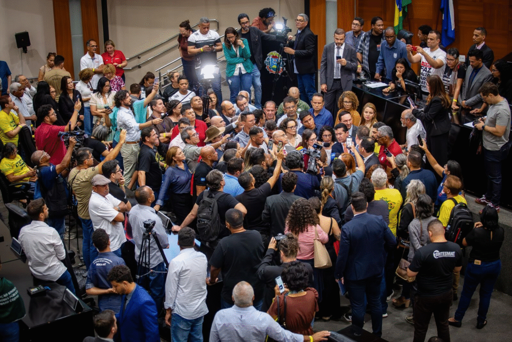 image-244-1024x683 Paiaguás não encaminha proposta  da RGA para votação na AL-MT  e frustra  servidores de Mato Grosso