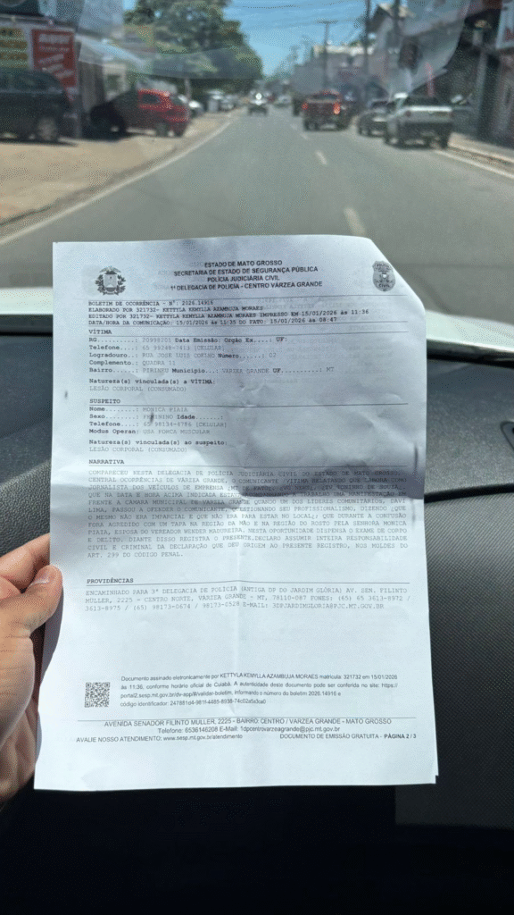 image-271-576x1024 Jornalista registra boletim de ocorrência contra esposa de vereador após agressão durante protesto em Várzea Grande